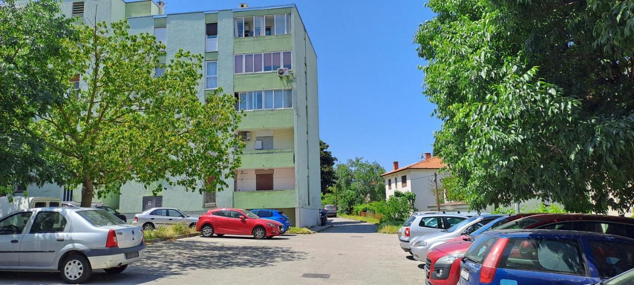 Greenline Pula Apartment Exterior photo